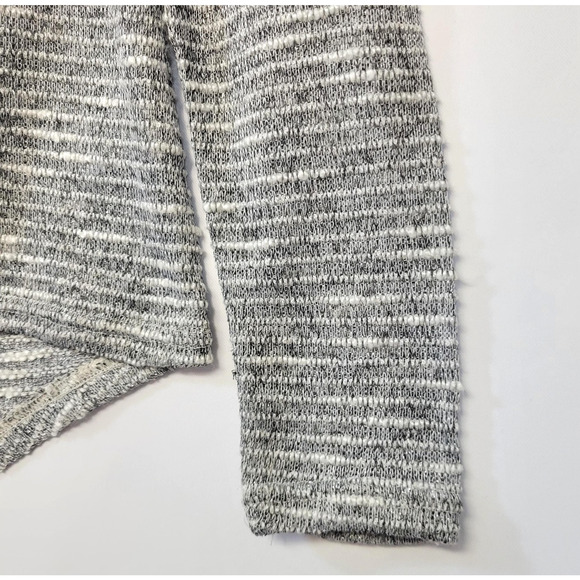 Aeropostale Sweater Womens Medium Gray White Open Back Scoop Y2K Casual Everyday - Picture 3 of 11